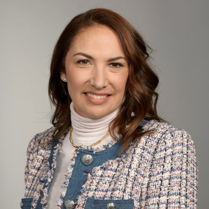 Sandra DeFelice headshot